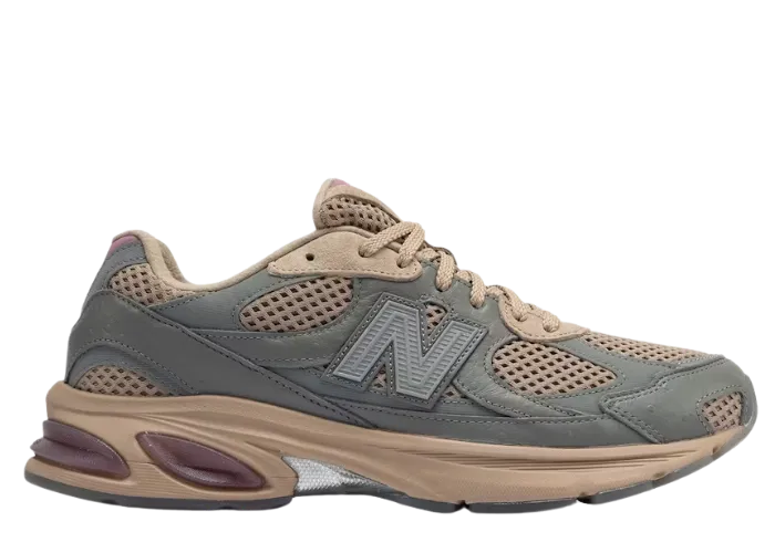 New Balance 2010 The Whitaker Group Ostrich