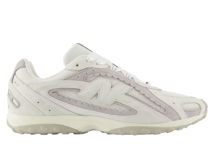 New Balance 204L Reflection