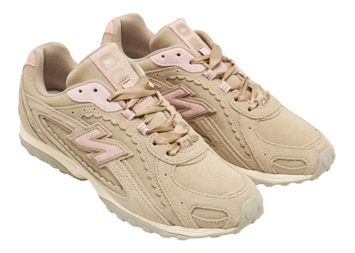 New Balance 204L Sakura