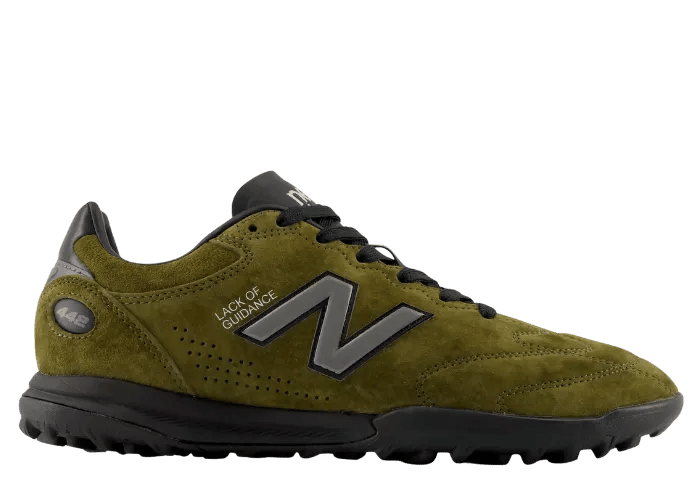New Balance 442 Elite TF V3 Lack of Guidance