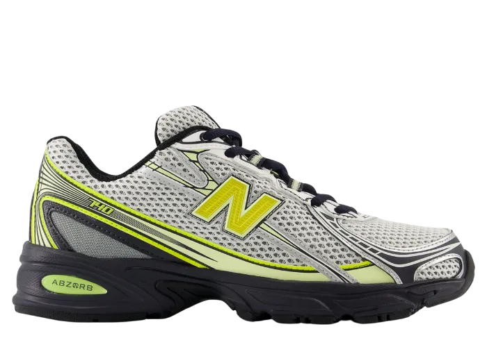 スニーカー New Balance FW24 NEW BALANCE SNEAKERS (UWRPDFRF PHANTOM) The New Balance 740 Phantom Firefly Releases December 2024