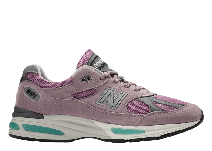 New Balance 991v2 Made in UK Smoked Pearl