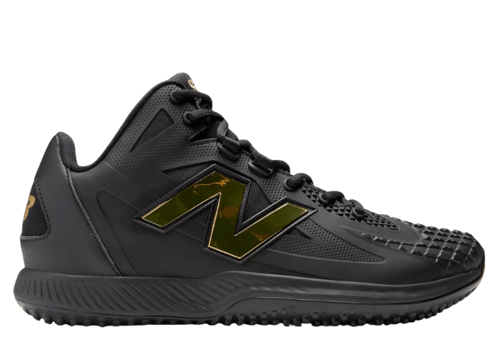 New Balance Ohtani 1 Black Gold