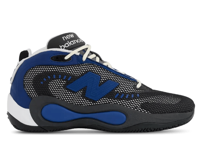 New Balance P400 Black バスケットボールシューズ The P400 is New Balance's Latest Performance Basketball Silhouette