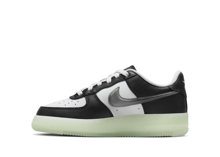 NIKE ナイキグローブラベル｜Yahoo!フリマ（旧PayPayフリマ）