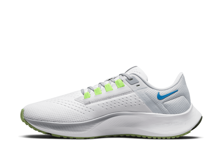 スパイク・シューズ Nike Air Zoom Pegasus 38 White Women's Nike Air Zoom Pegasus 38 (White/Metallic Silver