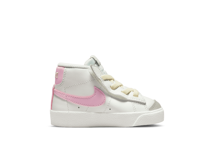 靴 NIKE BLAZER MID '77 Cut in half: Nike Blazer Mid 77 Review (2024) | RunRepeat