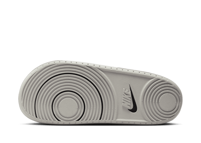 Nike College Offcourt (Alabama) Slides