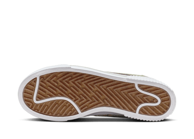 Nike Court Legacy Lift