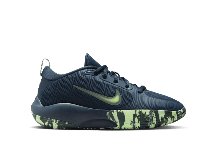 Nike IsoFly Basketball