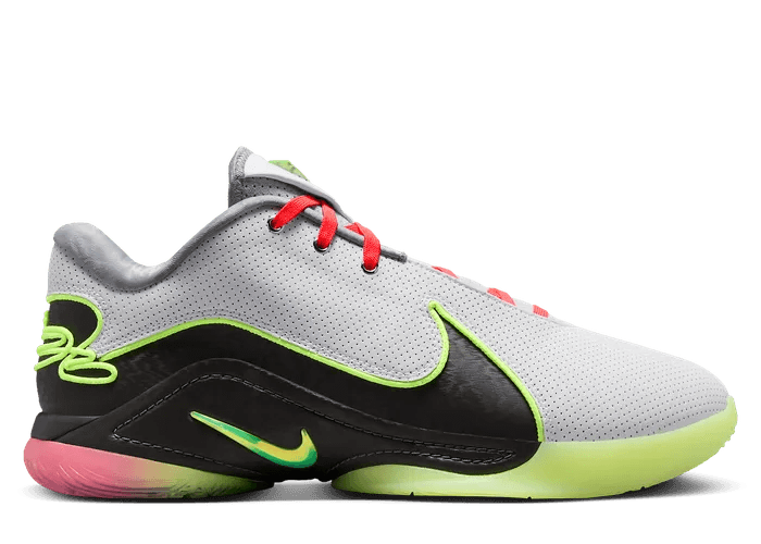 NIKE LEBRON16 size:9 1/2 オリーブグリーン 迷彩 NIKE LEBRON16 size:9 1/2 オリーブグリーン 迷彩 - メルカリ