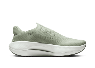 Nike Reina EasyOn