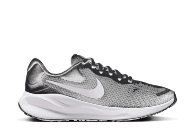 Nike Revolution 7 'Black White' (W)