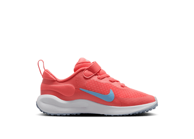 Nike Revolution 7