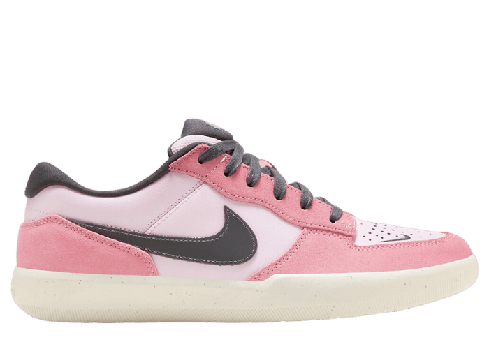 Nike SB Force 58 Barbie