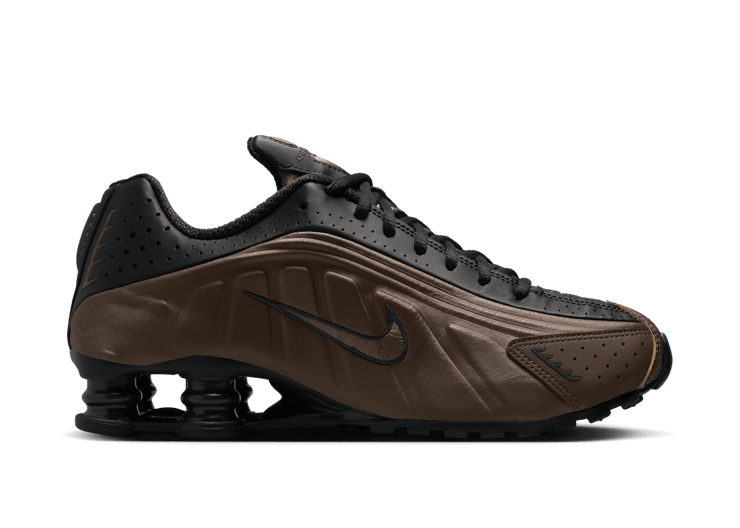 [Nike] ナイキ W SHOX R4 / AR3565-600★追跡あり ◇正規品◇NIKE SHOX R4 BARELY ROSE(W)◇関税/送料無料◇人気