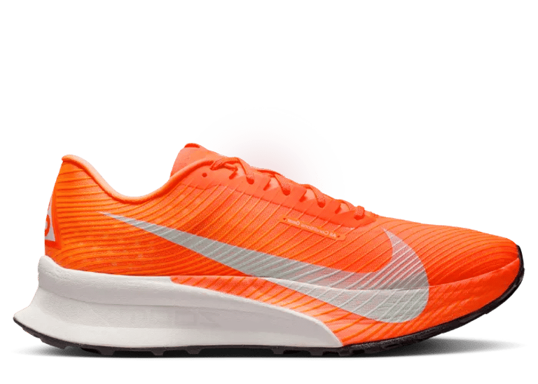 Nike ACG Ultrafly Trail Hyper Crimson