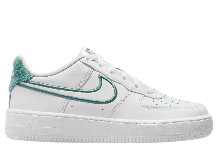 Nike Air Force 1 Low Resort & Sport