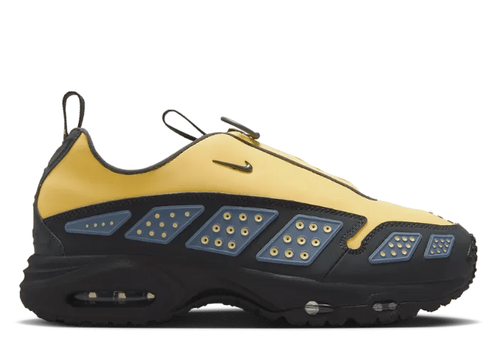 Nike Air Max Sunder Saturn Gold (W)