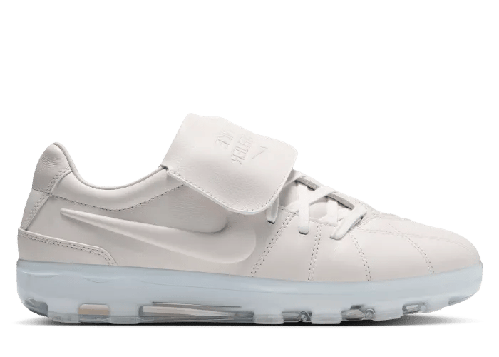 Nike Atelier Total 90 White