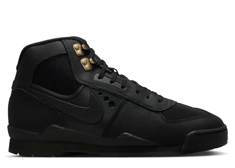 Nike Baltoro Black Metallic Gold