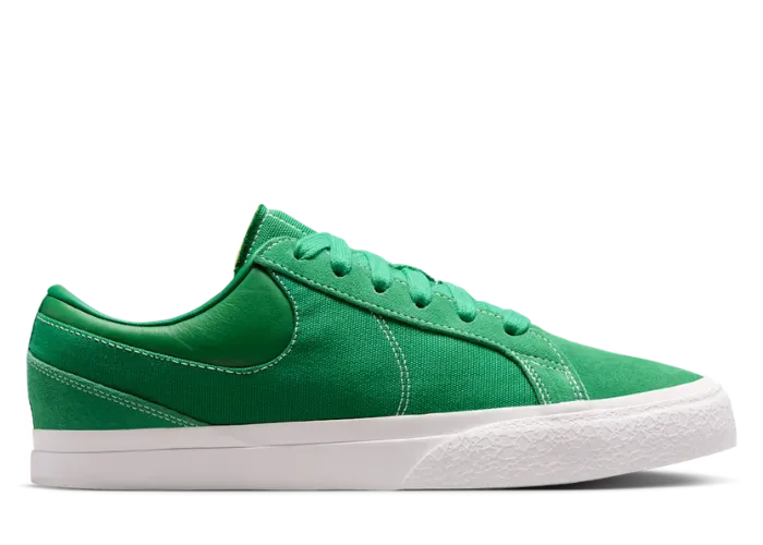 Nike Blazy Pine Green Sail