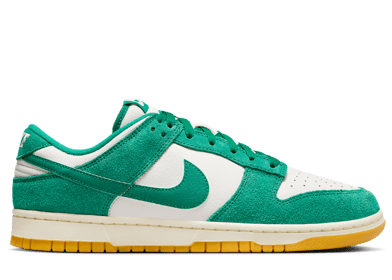 Nike Dunk Low SE Malachite Gum
