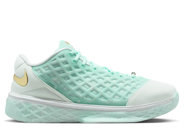 Chbl Asw The Latest Nike CHBL PE is a Kobe 3 Protro in Icy Igloo Blue