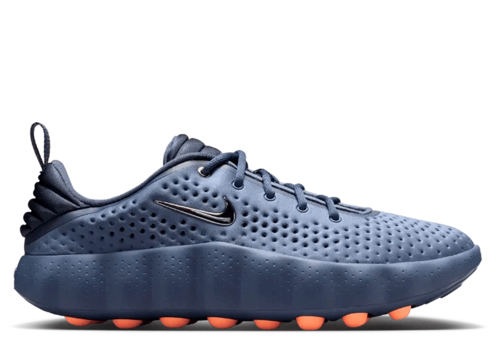 The Nike Mind 002 Sparks Brain Power in Thunder Blue The Nike Mind 002 Sparks Brain Power in Thunder Blue