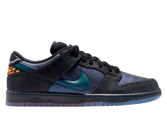 South Carolina's Bluetile Skateshop Has an SB Dunk Low Dropping