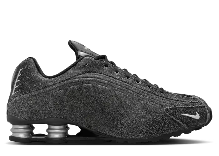 Nike Shox R4 Black Distressed Leather - IO4544-002