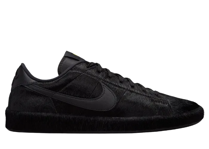 Nike Tennis Classic Chew Dog Black