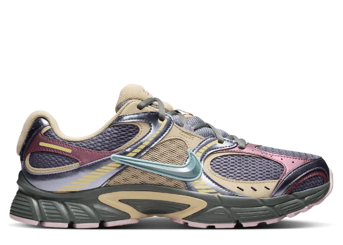 Nike V5 RNR A Ma Maniere Light Carbon