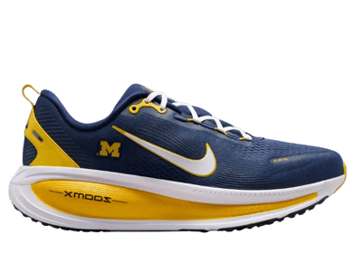 Nike Vomero 18 Michigan