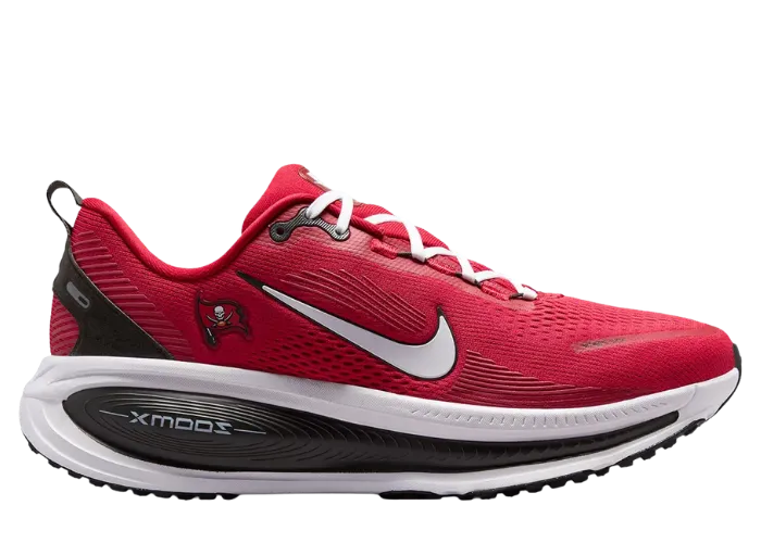 Nike Vomero 18 NFL Tampa Bay Buccaneers