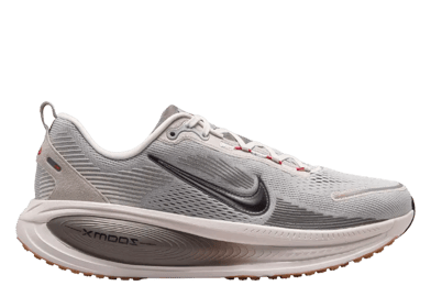 Nike Vomero 18 Now and Then