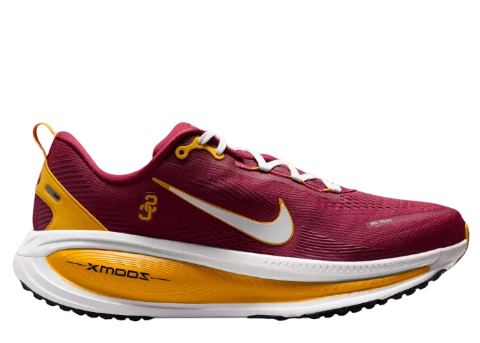 Nike Vomero 18 USC