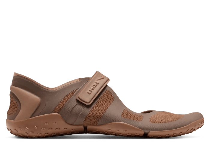 NikeSKIMS Rift Mesh Archaeo Brown