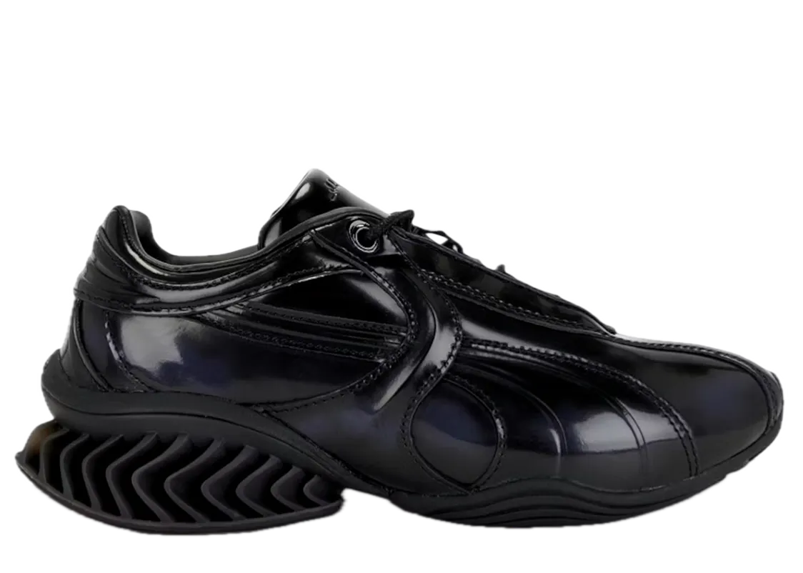 Trending sneaker