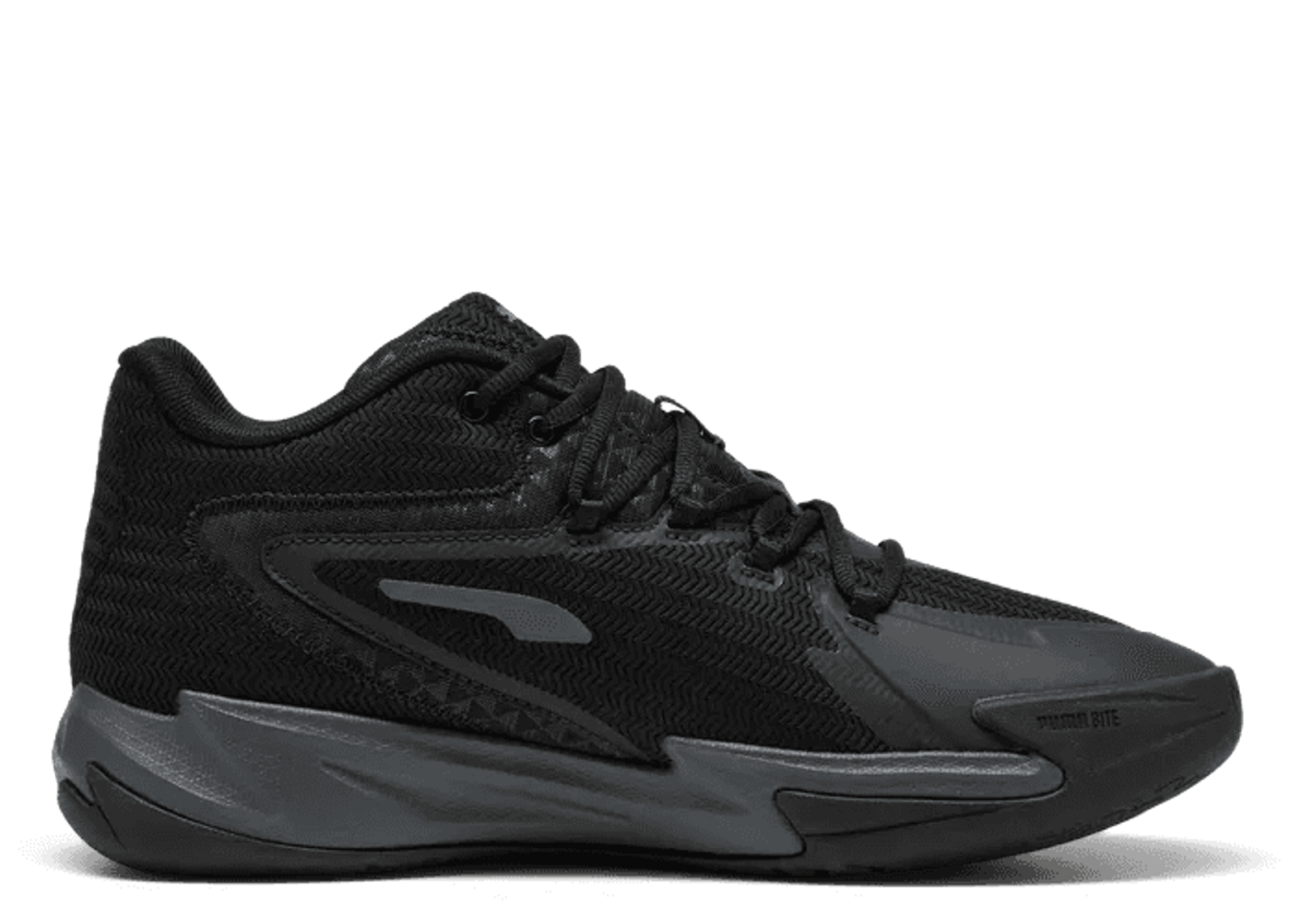 PUMA Dagger Basketball in Black