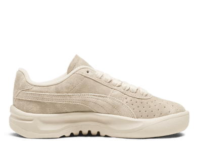 PUMA Ferrari GV Special Desert Sneakers in Beige (GS)