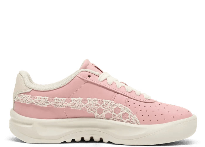 PUMA GV Special Bloom Sneakers in Pink