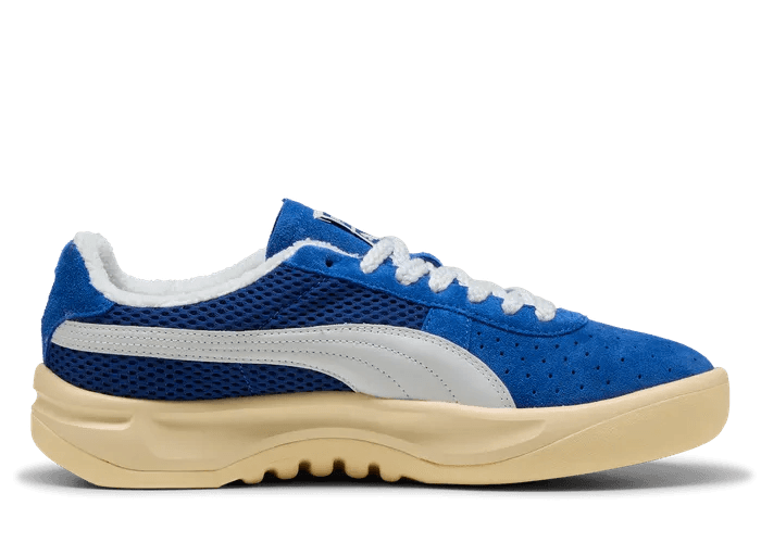 PUMA GV Special Laundry Boys II Sneakers in Blue