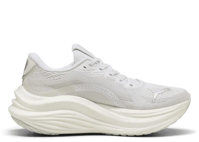 PUMA MagMax NITROâ¢ in White