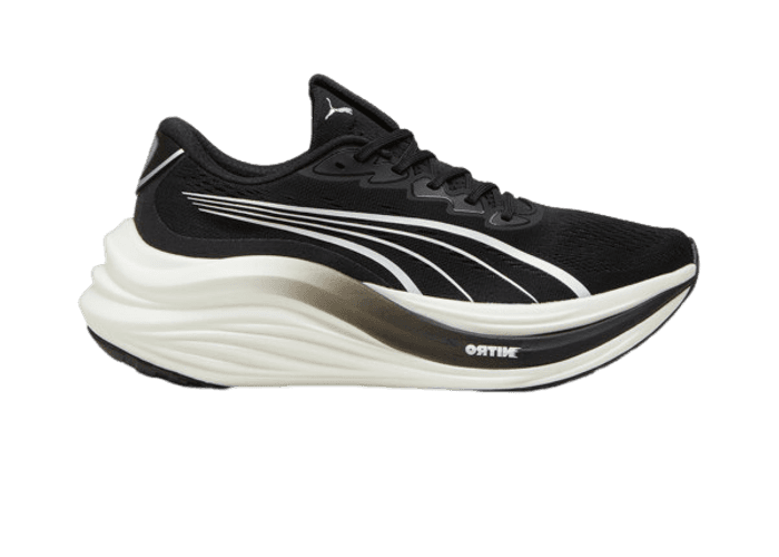 PUMA MagMax NITROâ¢ Men in Black/White/Cool Dark Grey
