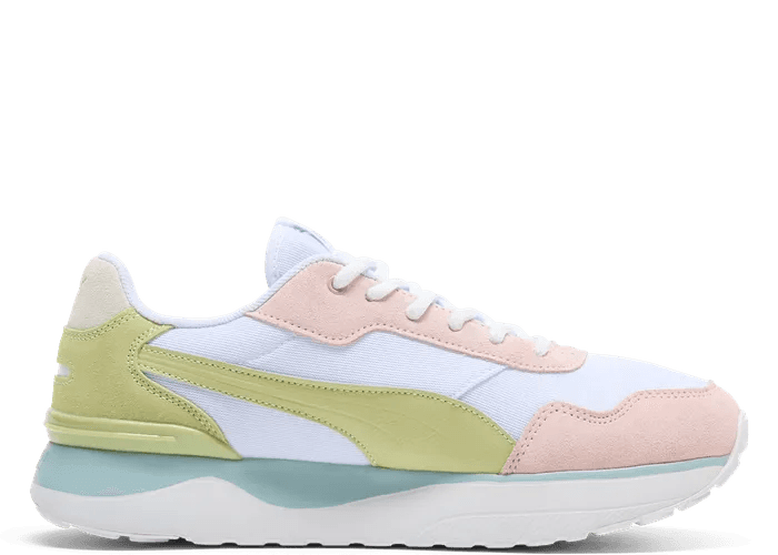 PUMA R78 Voyage Eucalyptus Sneakers in White - 402216-02