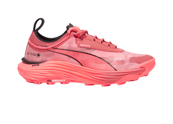 PUMA SEASONS Voyage NITROâ¢ 3 GORE-TEX Trail in Astro Red/Fire Orchid/Black