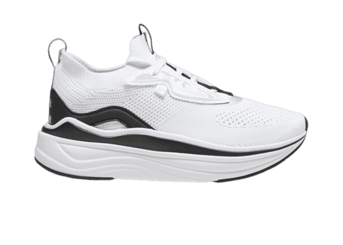 PUMA Softride Stakd in White/Black/Silver