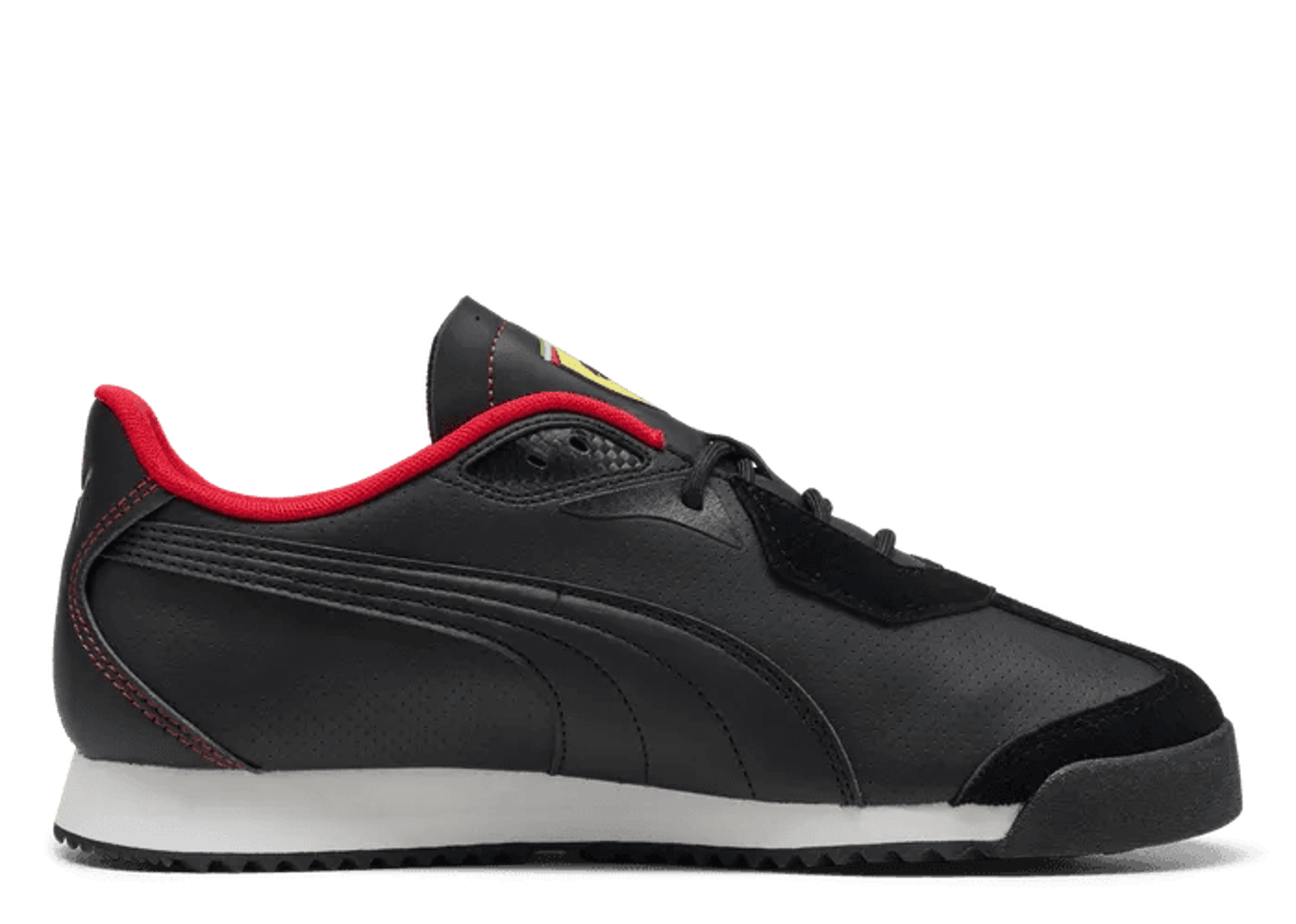 Scuderia Ferrari PUMA Roma Sneakers in Black